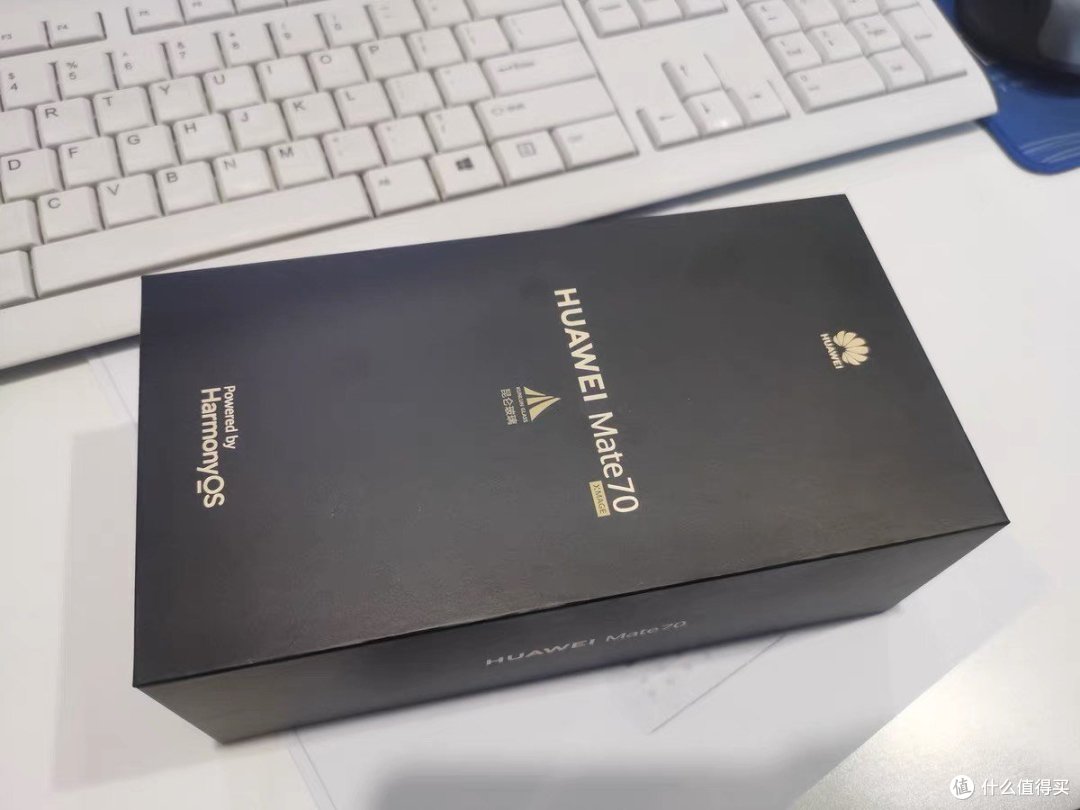 华为Mate 70:红枫原色影像,带你领略超可靠玄武架构的魅力!