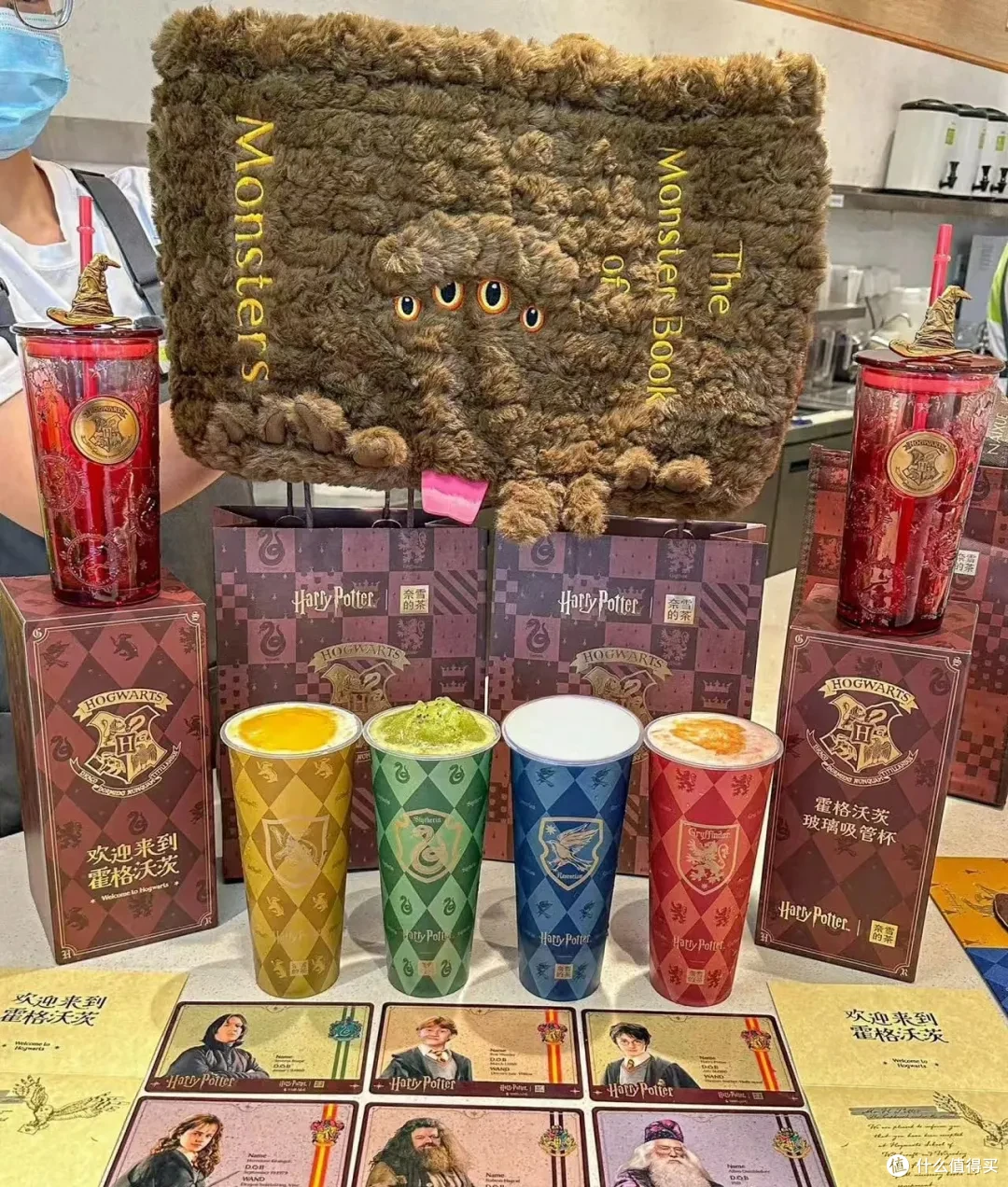 主业卖“谷”,副业卖奶茶!茶饮品牌成二次元的“快乐老家”了?