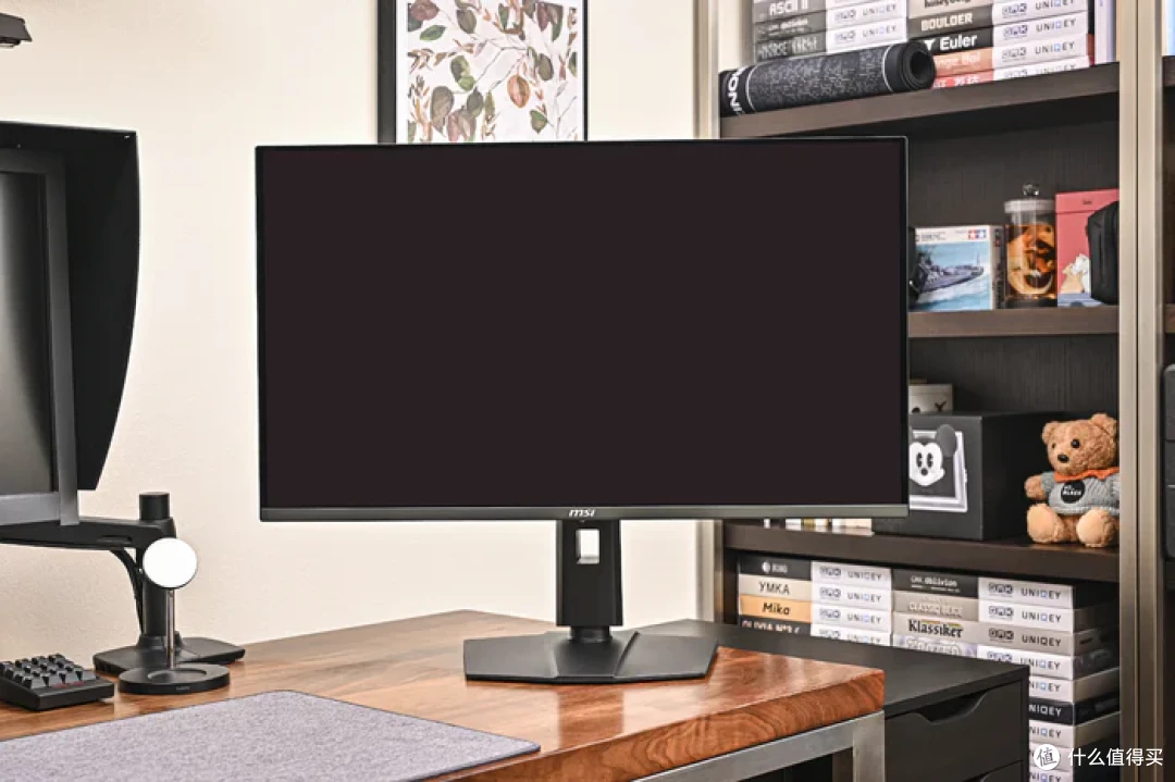 4K 240Hz DP2.1 高刷——微星 MPG 322URX QD-OLED 流光开箱简测