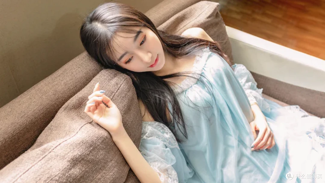 4K 240Hz DP2.1 高刷——微星 MPG 322URX QD-OLED 流光开箱简测