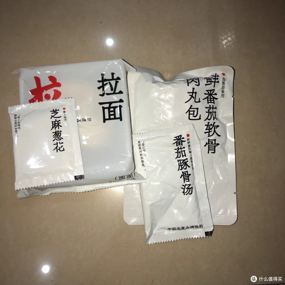 拉面说袋装汤面测评:一口汤,一场舌尖的梦幻旅行