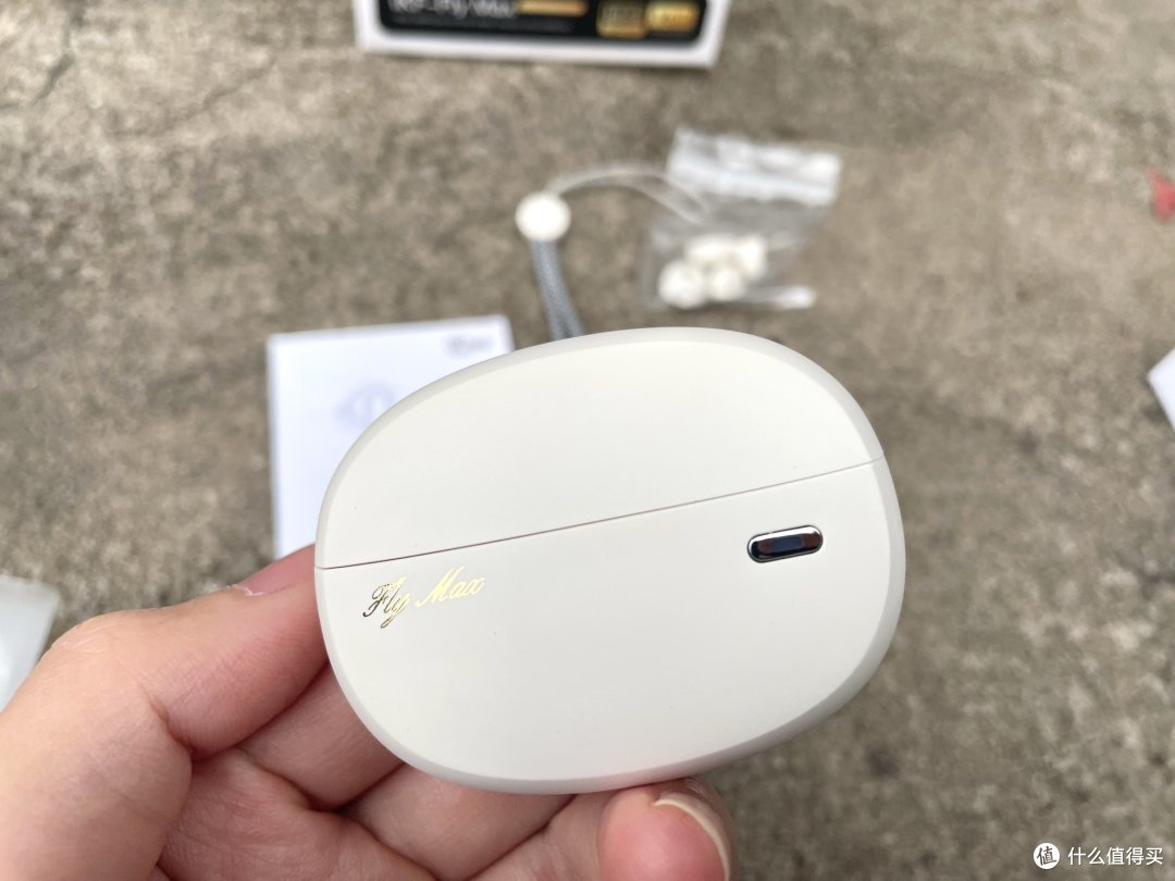 开学想换耳机的同学们,我推荐这款iKF Fly Max主动降噪蓝牙耳机