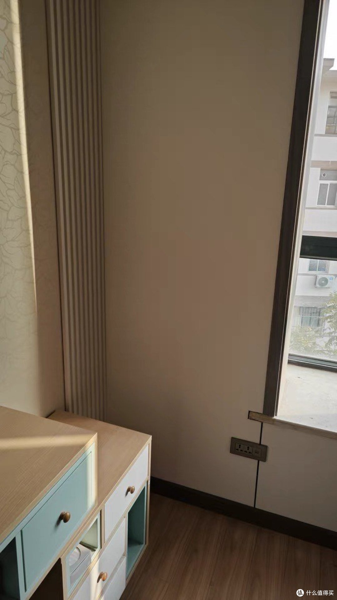 倍维奇碳晶板木饰面：科技与自然的完美融合