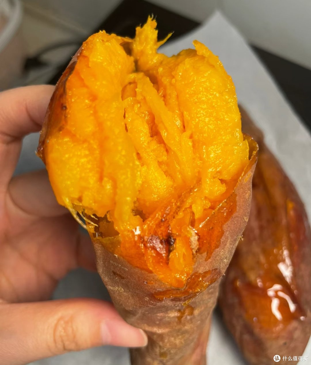 烤到流油流蜜汁的烤红薯！