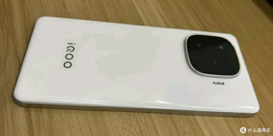 iQOO Z9 Turbo:实力担当,畅享电竞级体验