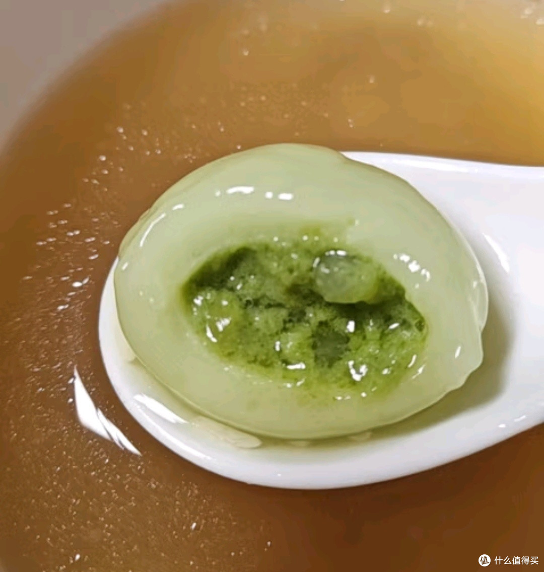 元宵节美味大赏:三全宁波风味黑芝麻汤圆,经典滋味暖人心🏮