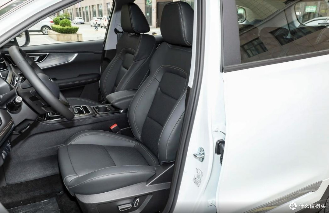 10万预算家用SUV，瑞虎8实力出众

 