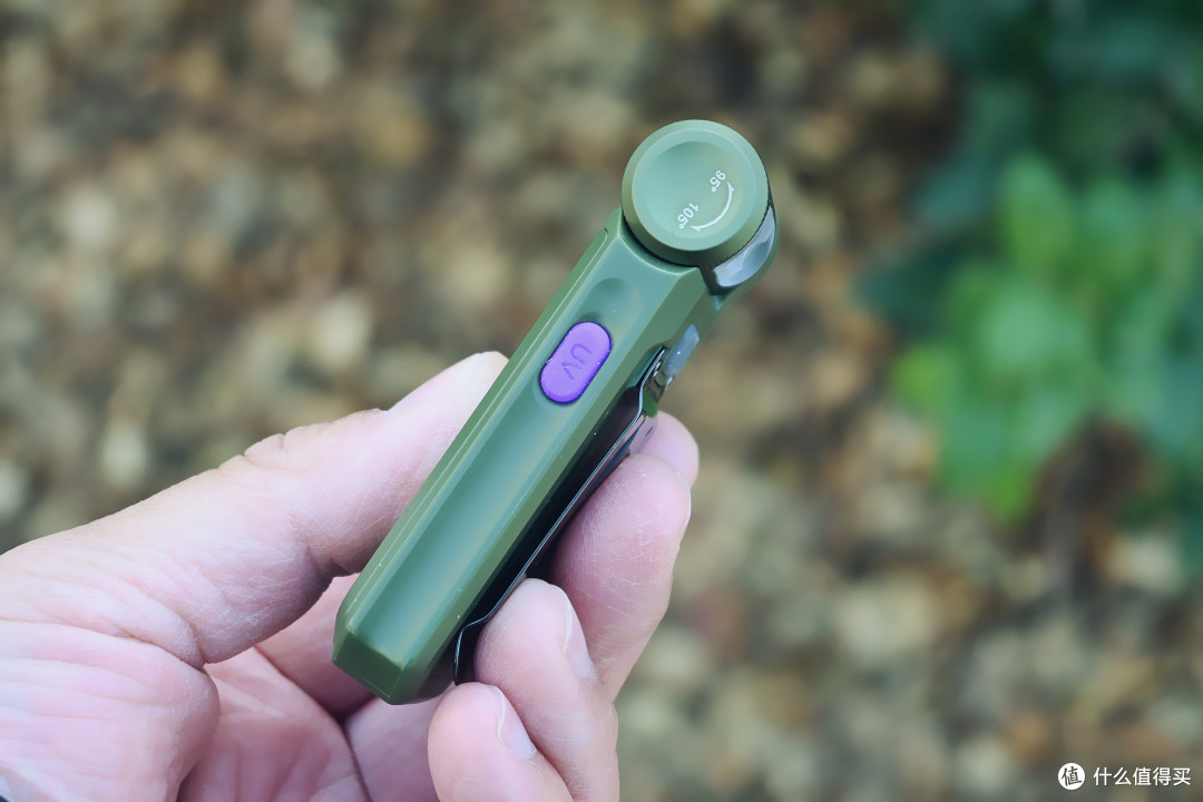 多能可靠户外通勤好帮手!菲尼克斯SW05R-UV版多功能便携夹灯体验