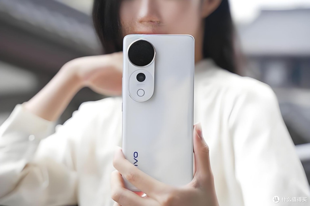 16GB+512GB,从3999元跌至2569元,5500mAh+80W+IP69