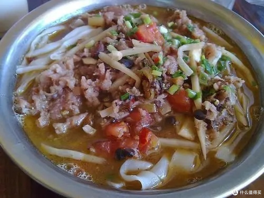 《老友粉：舌尖上的深厚情谊》