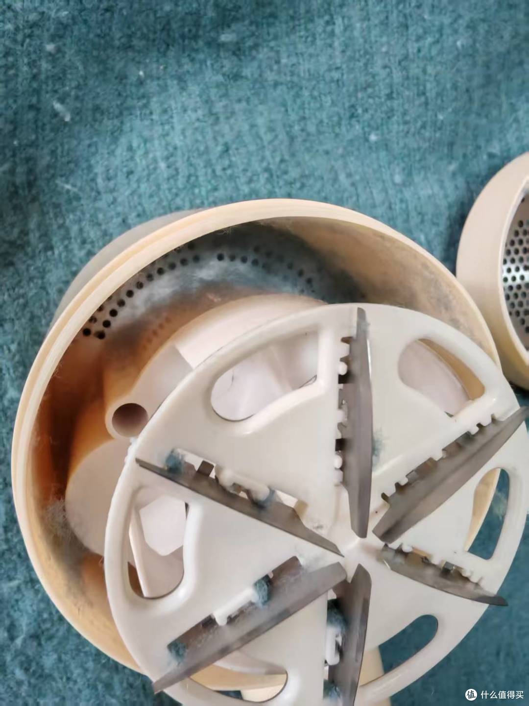 奥克斯毛球修剪器评测:让羊毛衣焕然一新