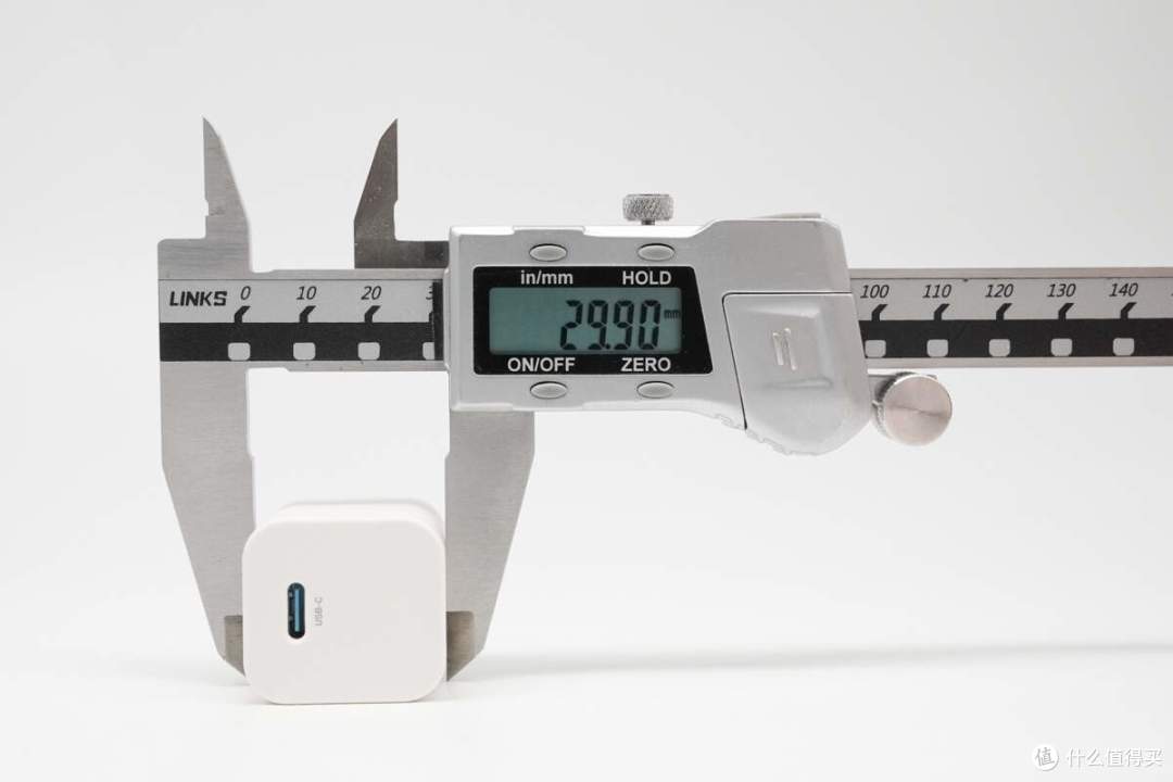 拆解报告:MUJI無印良品30W氮化镓快充充电器MS-FCW1CN