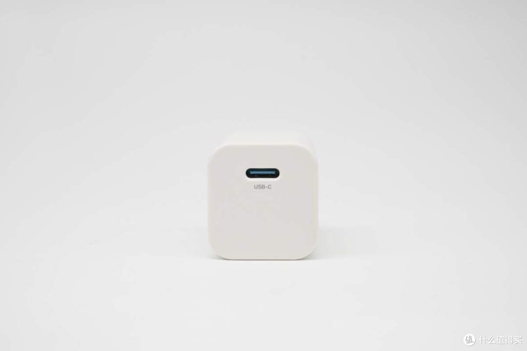 拆解报告:MUJI無印良品30W氮化镓快充充电器MS-FCW1CN