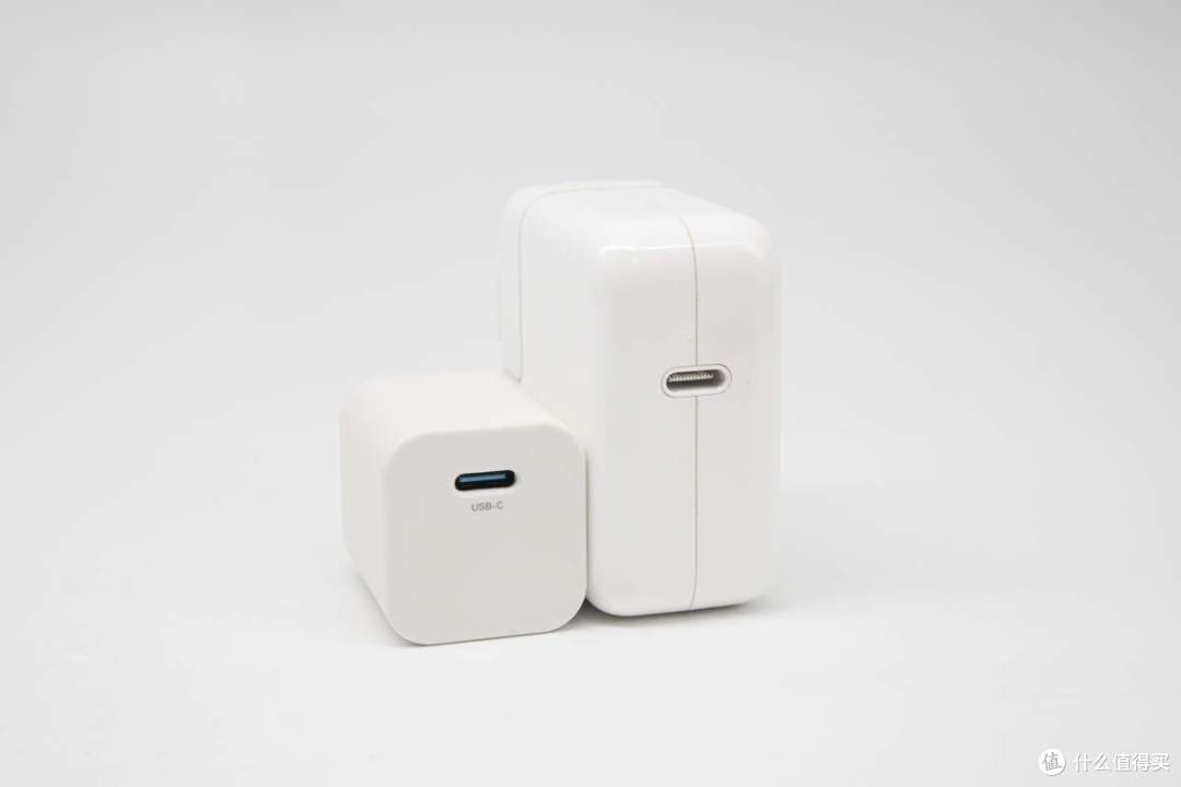 拆解报告:MUJI無印良品30W氮化镓快充充电器MS-FCW1CN