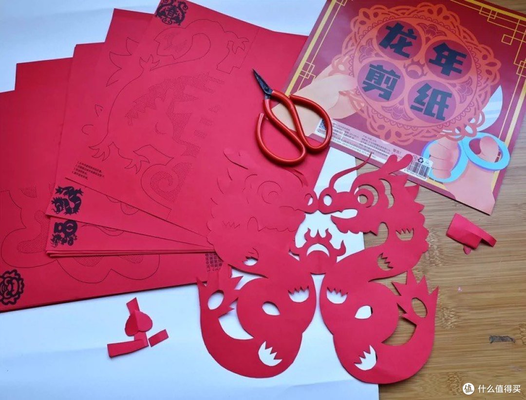 萌娃也能剪出新年窗花，我家小能手的大作惊艳朋友圈