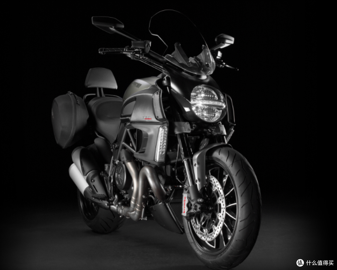 杜卡迪Diavel Strada 2013 双缸发动机高性能街车