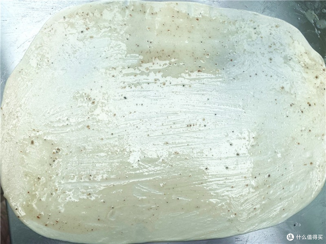 手抓饼这样做外酥里软层次很多,吃起来柔软筋道,凉了也不会发硬