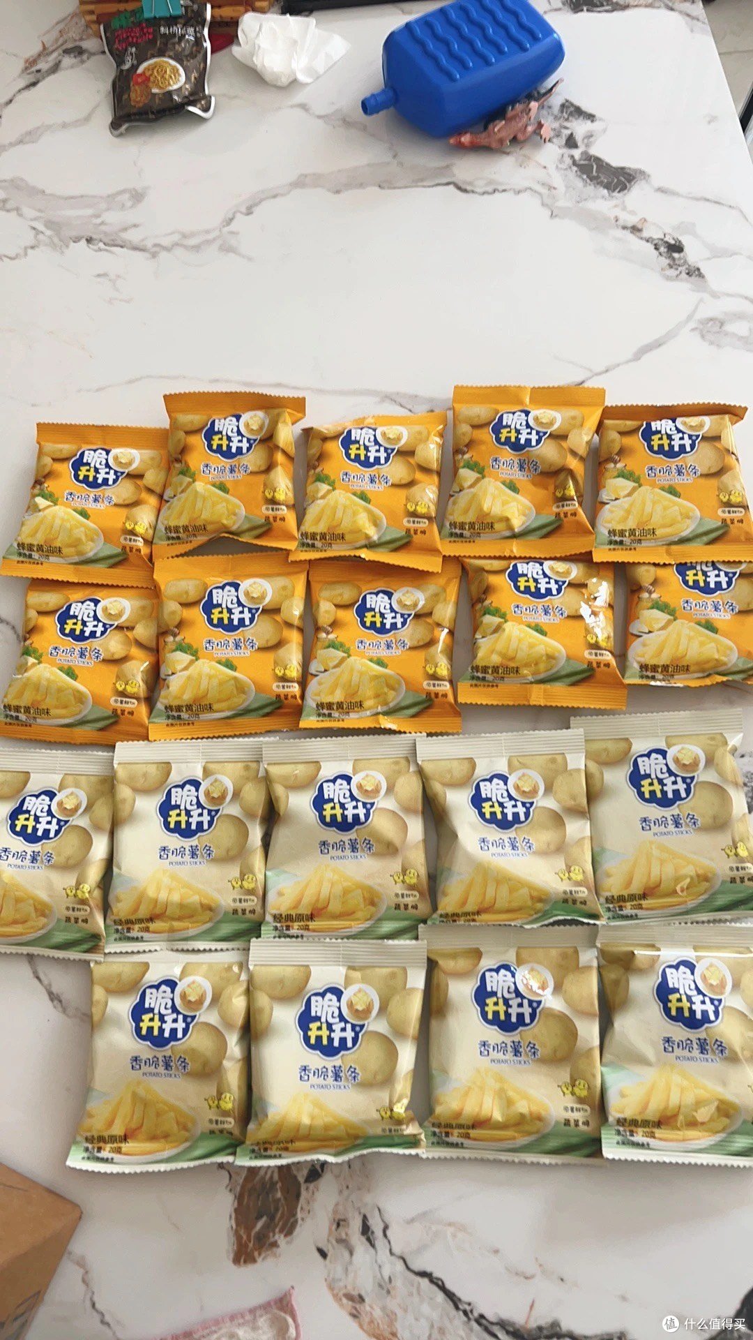 脆升升薯条：一口酥脆，快乐满溢
