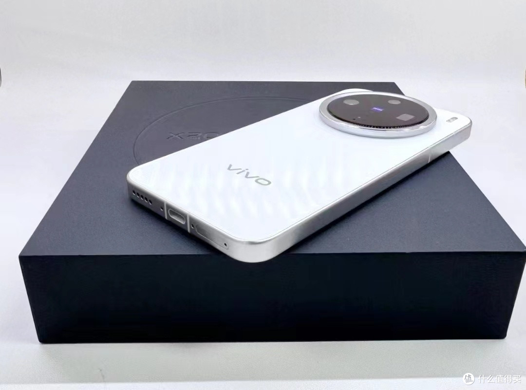 📱 vivo X200 Pro mini：小屏旗舰，出色体验