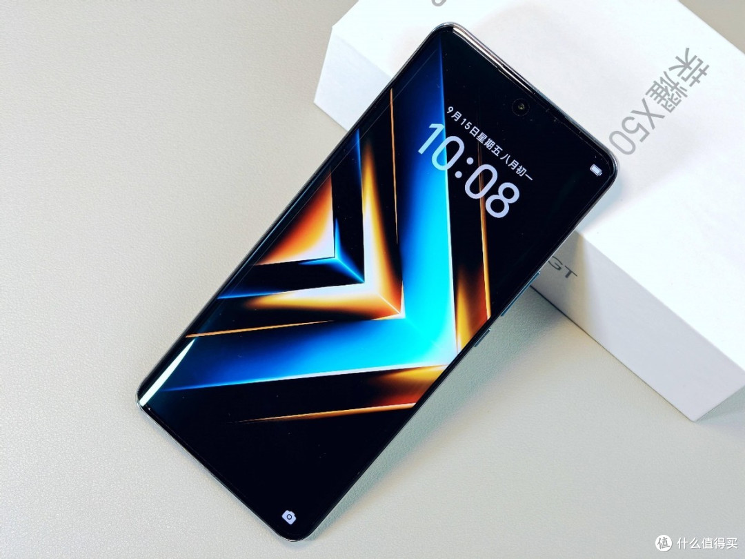 荣耀:1.5K曲面屏+1.08亿主摄+5800mAh,国补价1360元!