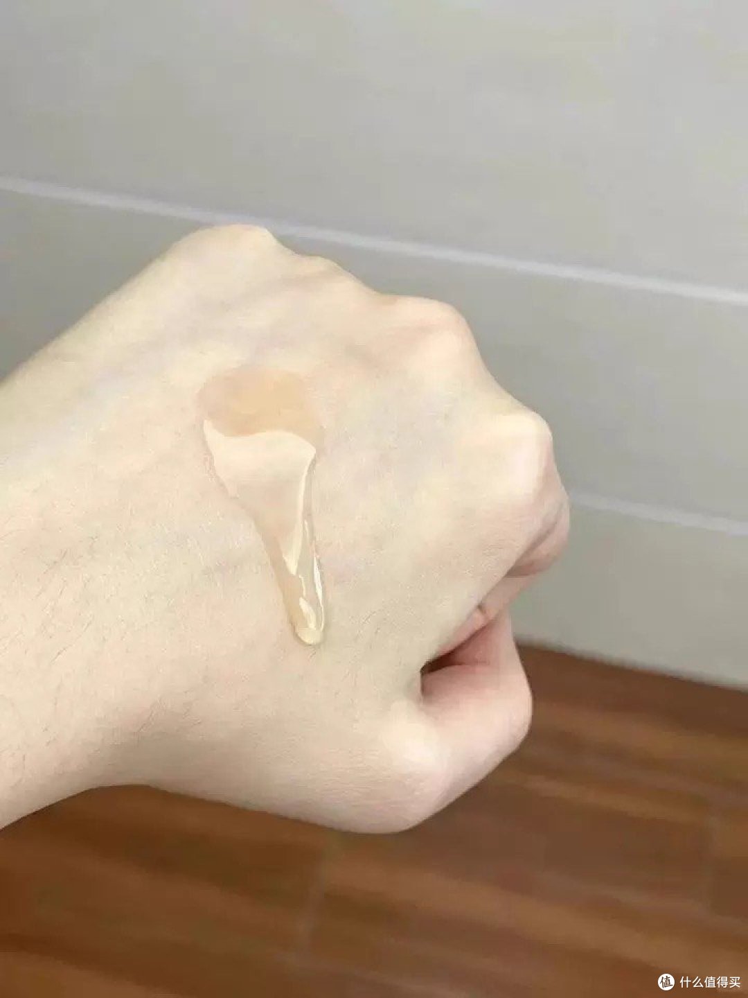 全能型精华液：熬夜肌肤的救星