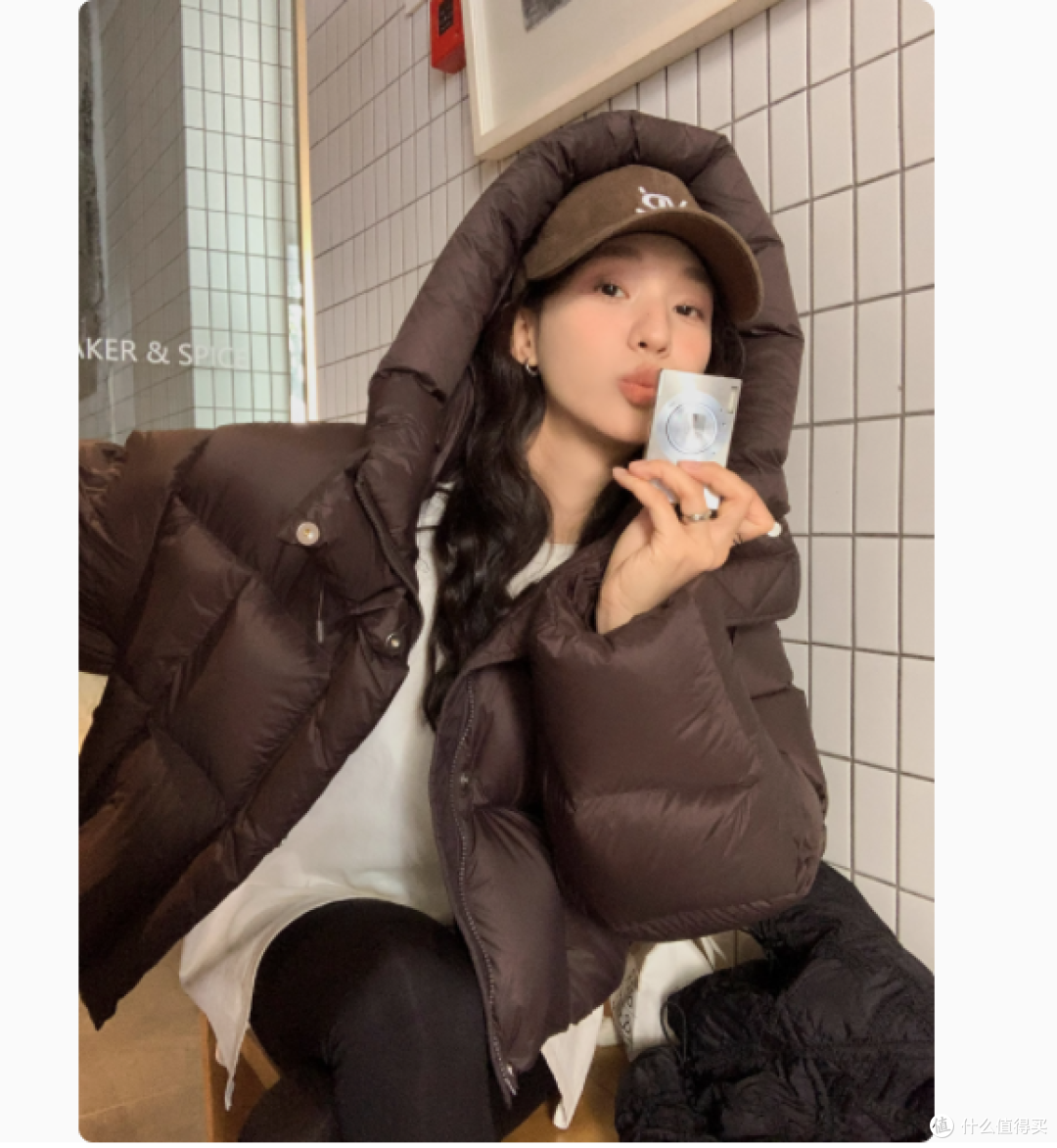 冬日时尚必备!韩版云朵泡芙羽绒服,短款美式的时尚魅力