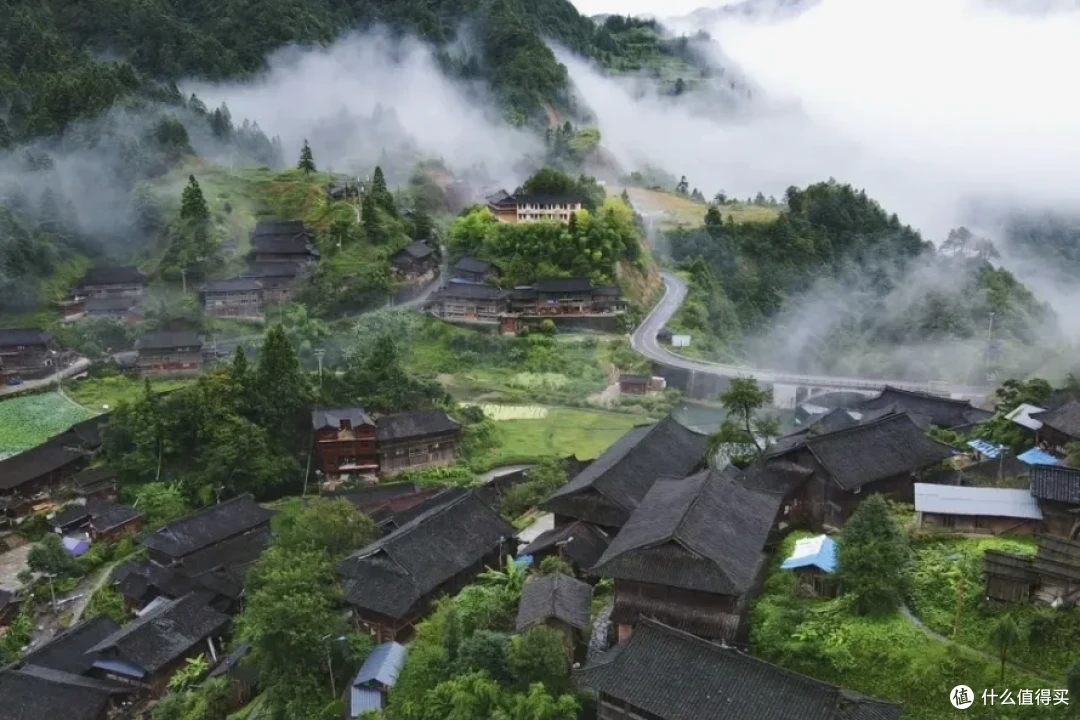 这4条藏在山山水水里的自驾线,抓紧了春天的流量密码!