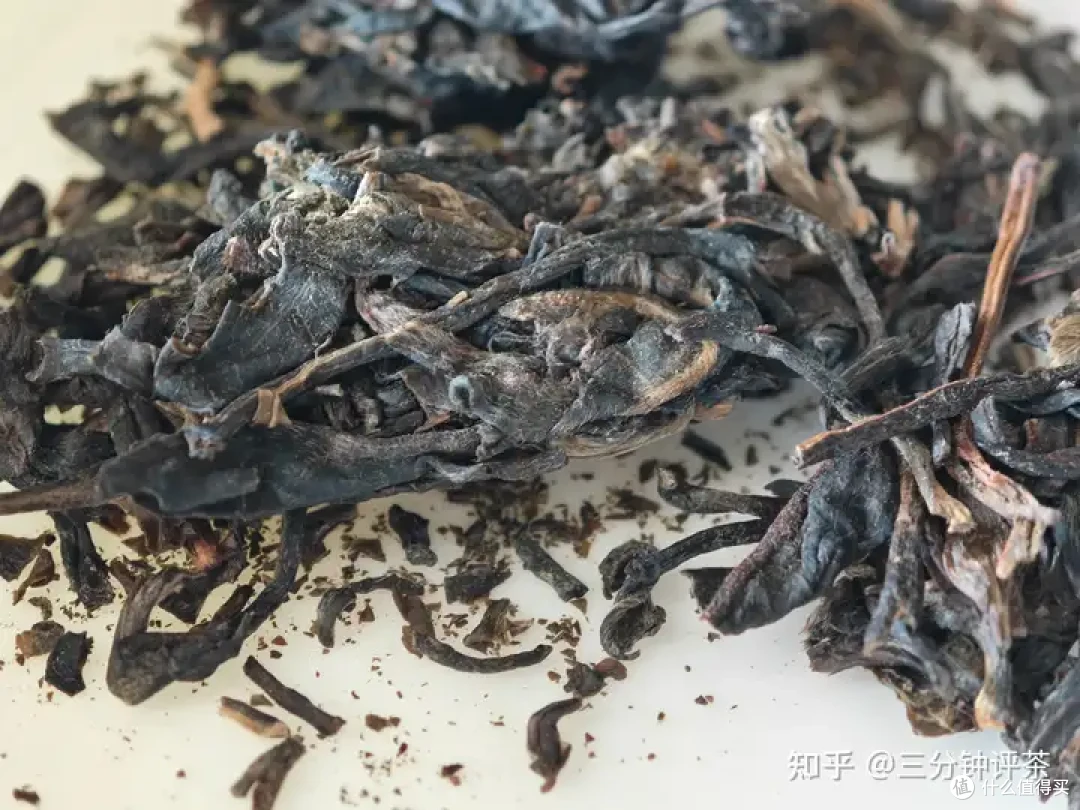 龙园号的普洱生茶怎么样?龙园号七子饼茶2021生普品鉴| NO.368