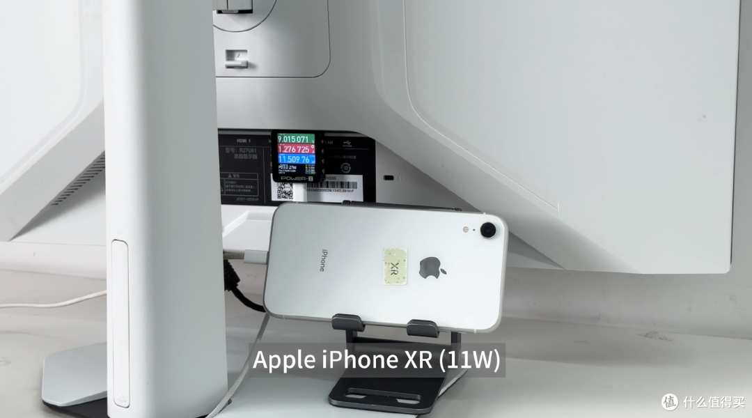 PD65W输出,适配iPhone全系快充,雷鸟U6显示器iPhone兼容测试