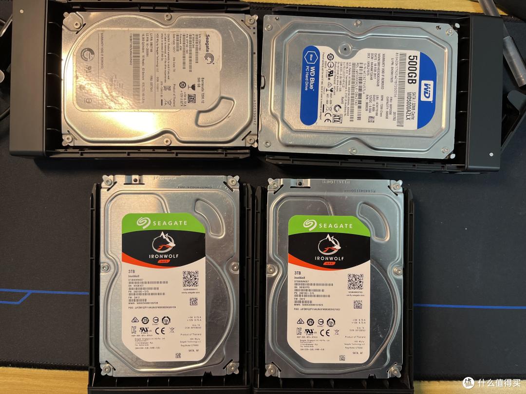 800元买绿联DX4600,性价比逆天!(绿联四盘位初体验)