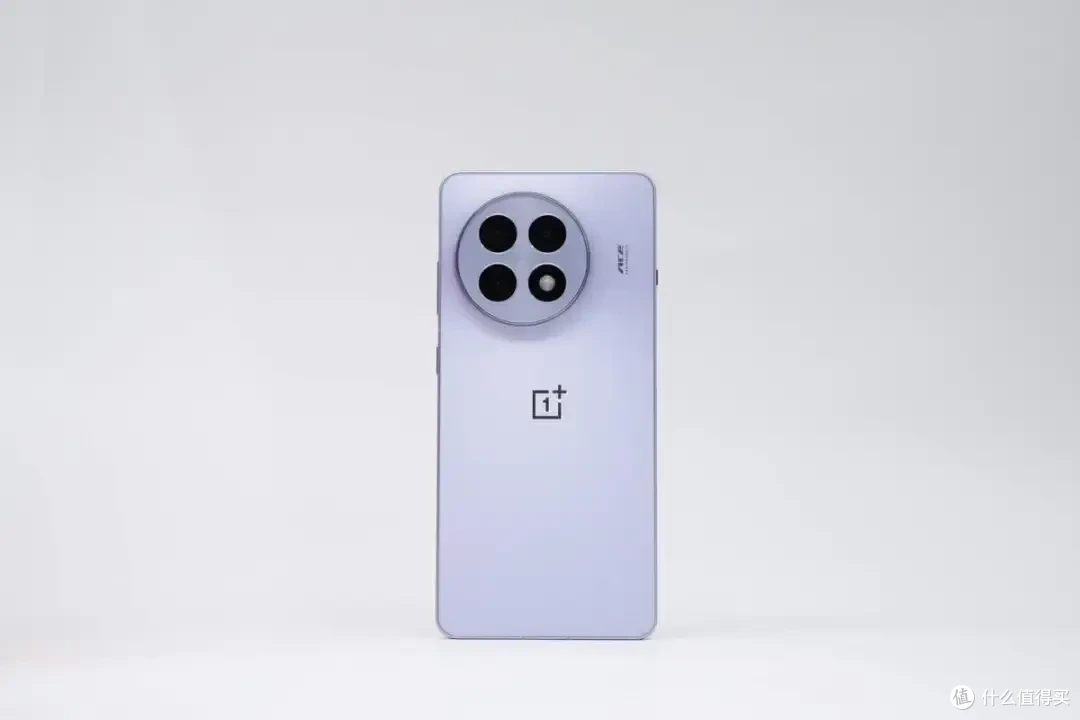 这些AI手机的原装充电器都由一家工厂代工