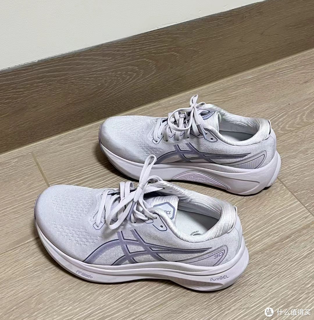 紫色韵味，亚瑟士 GEL-KAYANO 30跑鞋