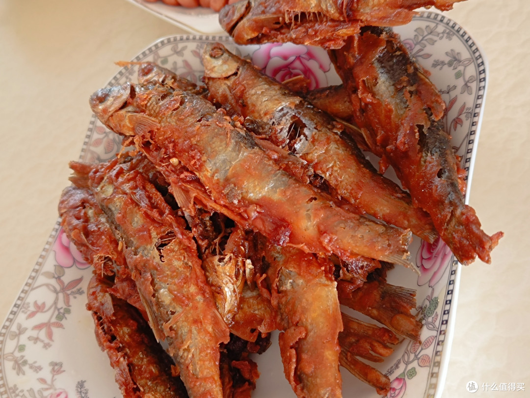 灶火煨年香,以及油炸小垫子鱼