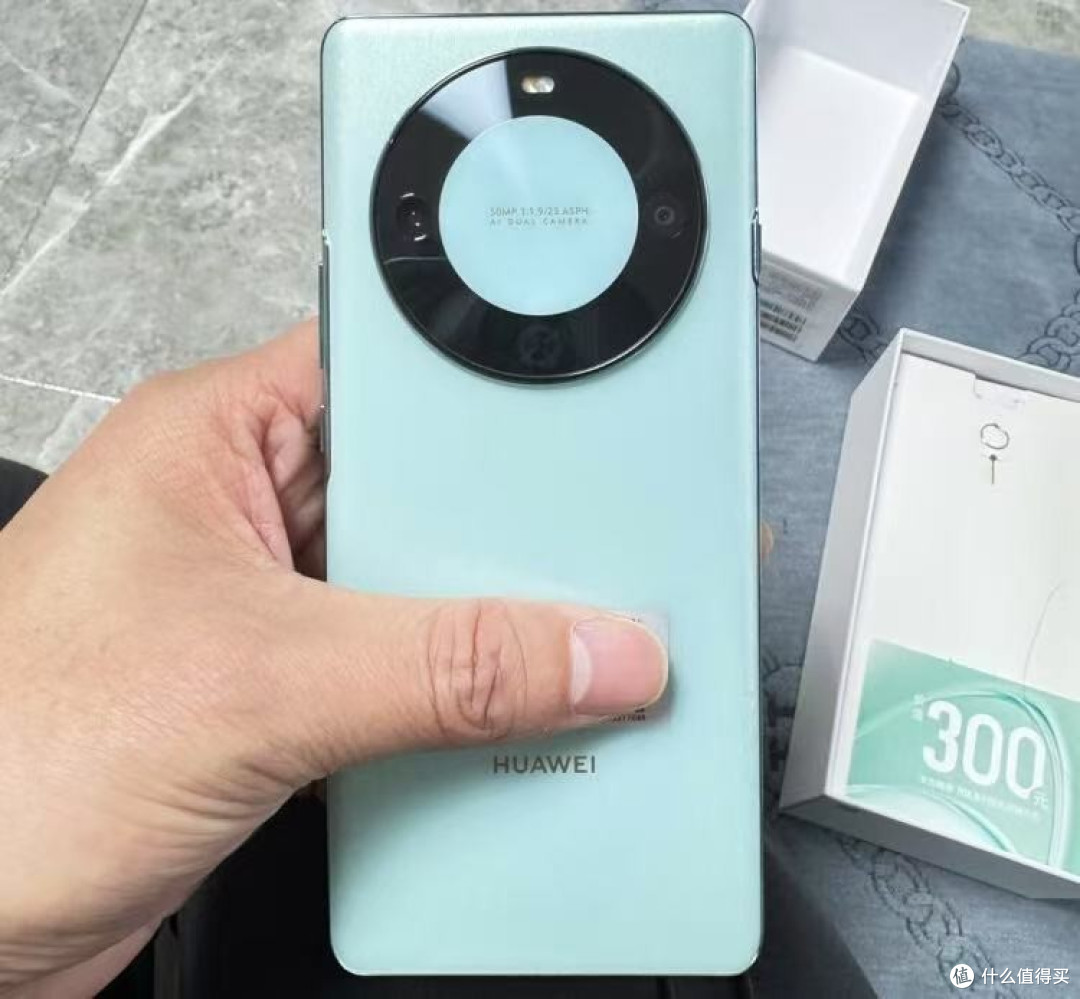 华为2000元性价比“机皇”:512GB+麒麟芯片+6100mAh,仅2099元