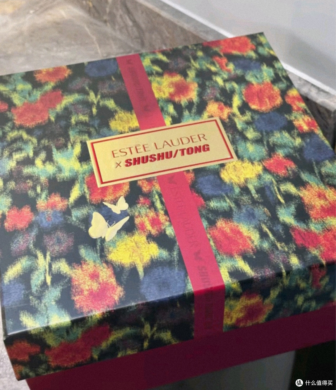 雅诗兰黛小棕瓶护肤品套装,肌肤逆龄的秘密武器