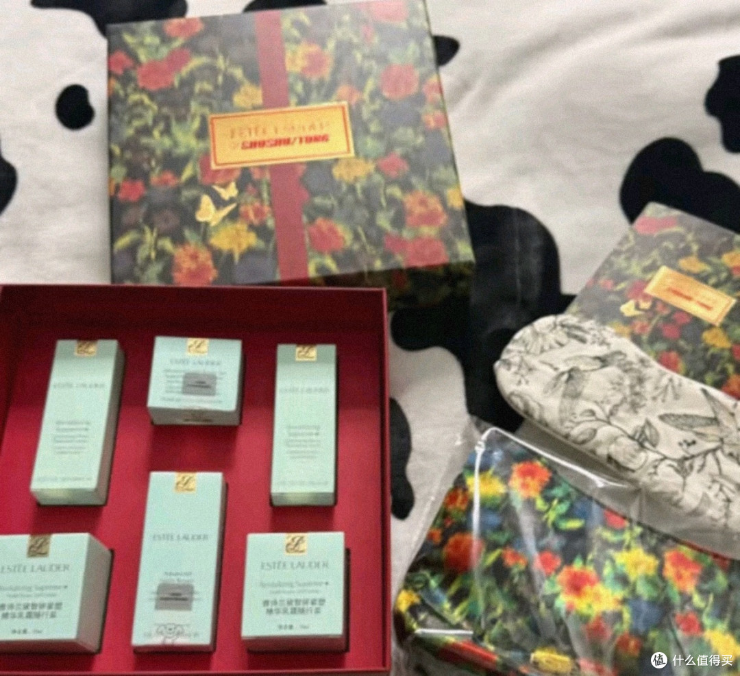雅诗兰黛小棕瓶护肤品套装,肌肤逆龄的秘密武器
