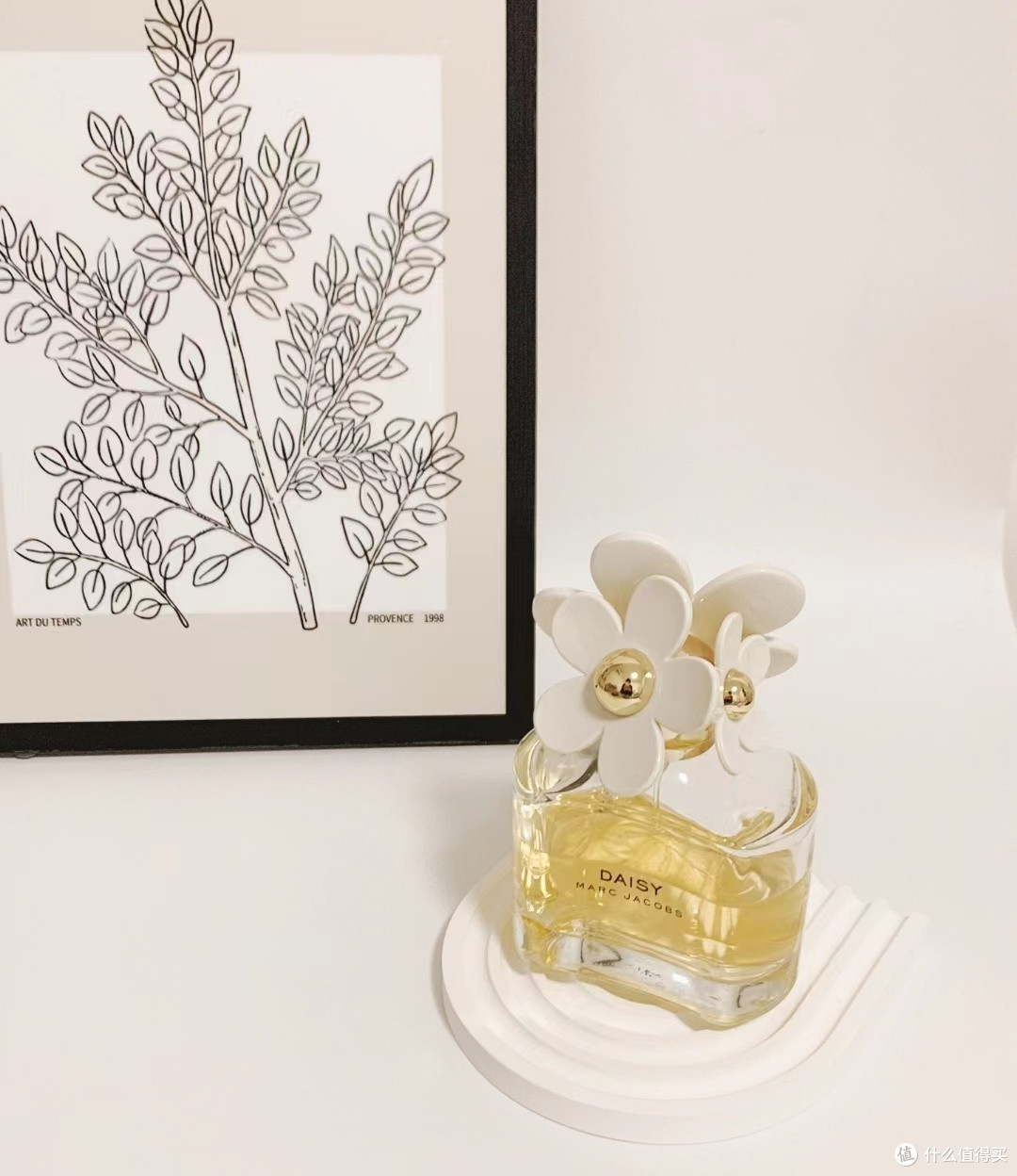 甜美女生的浪漫之选:MARC JACOBS雏菊女士淡香水