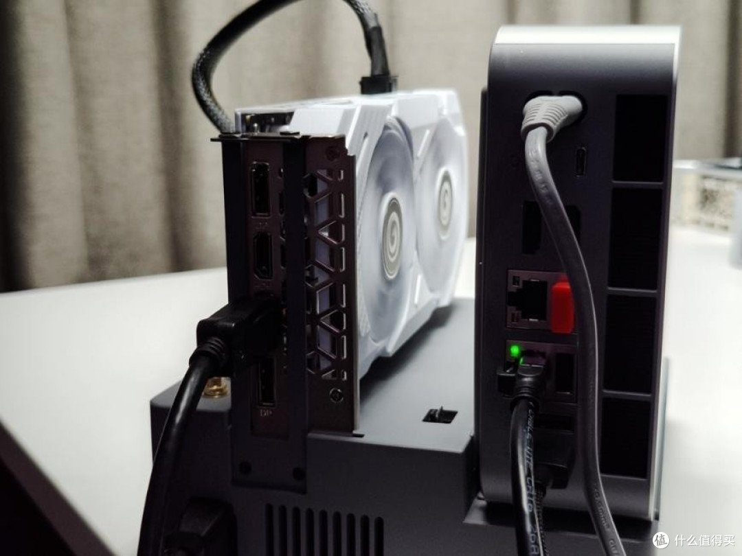 小巧够用，和迷你主机更配 - 影驰GeForce RTX 4060 大将W评测