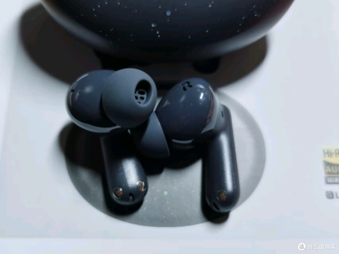 OPPO Enco Air4 Pro:夜影灰下的真无线降噪音乐之旅