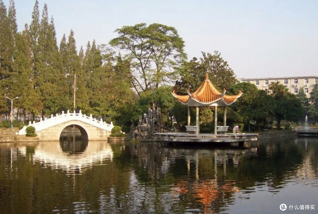 考研国家线下降:透视未来研究生教育趋势