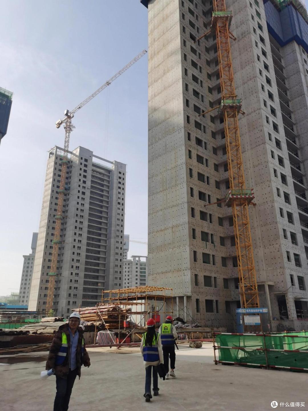 越来越多老破小“原拆原建”,老旧小区新出路?