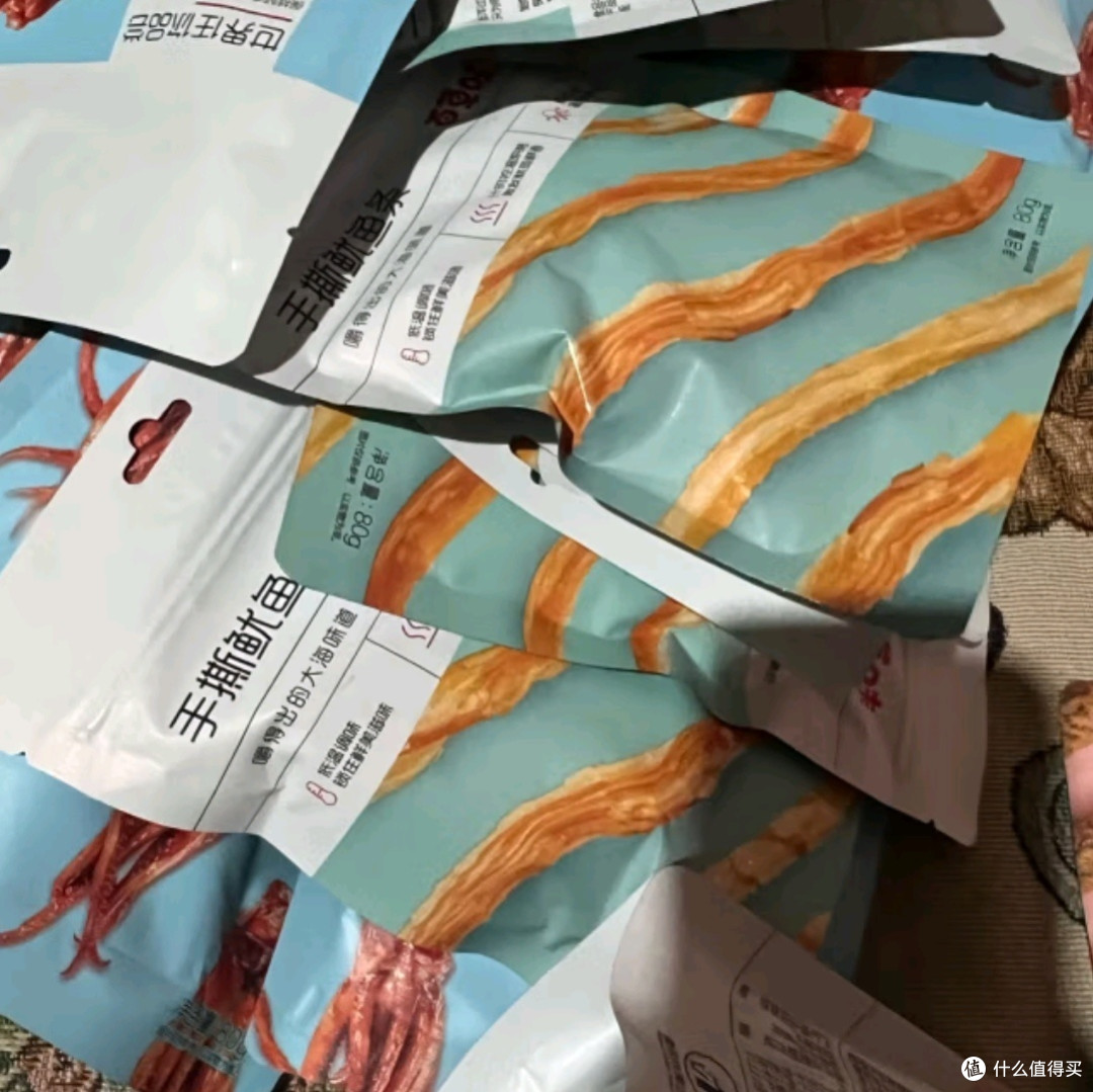 百草味手撕鱿鱼条:海洋的美味馈赠,休闲时光的优选伴侣