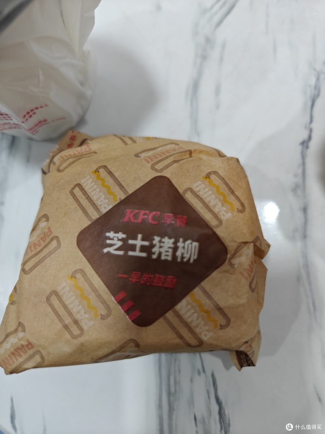 早餐选择困难，偷懒直接买肯德基