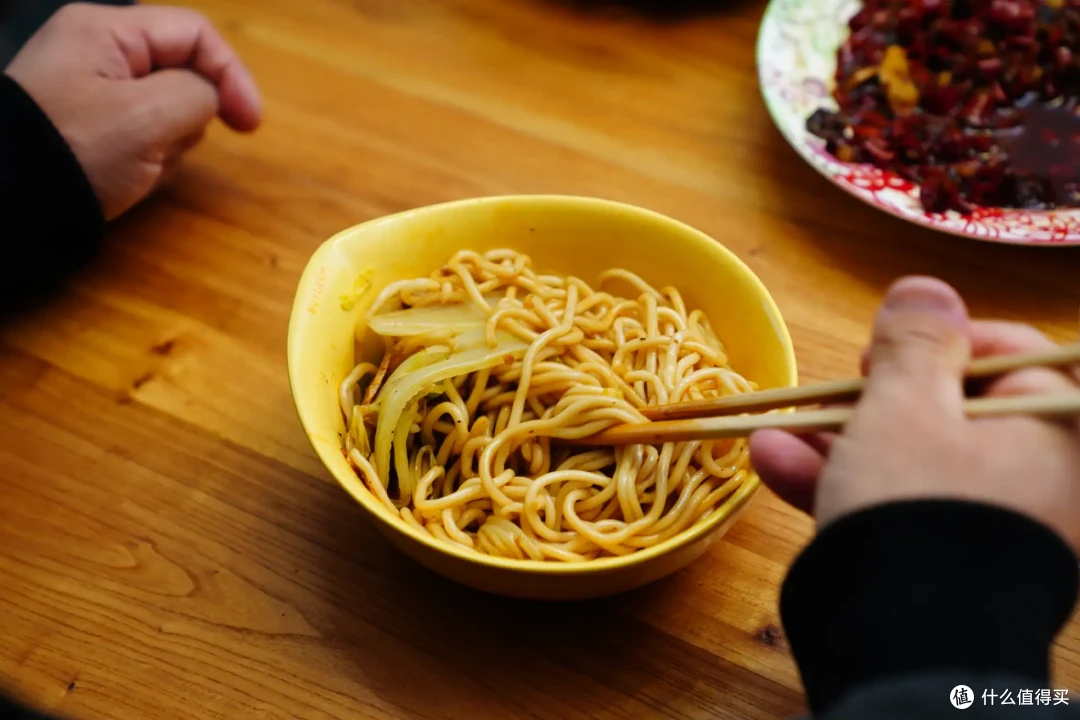 用上全自动面条机，我和兰州拉面的距离，只差一碗牛肉汤