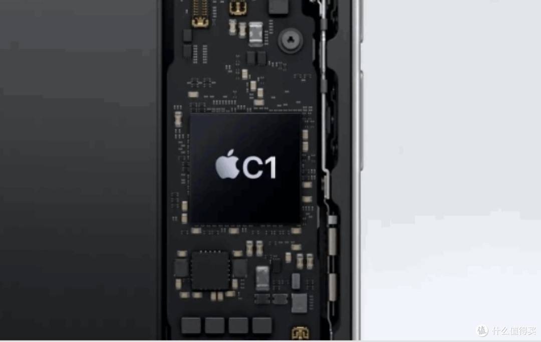 高通麻烦了,苹果iPhone16e评测出炉,C1芯片不输高通基带