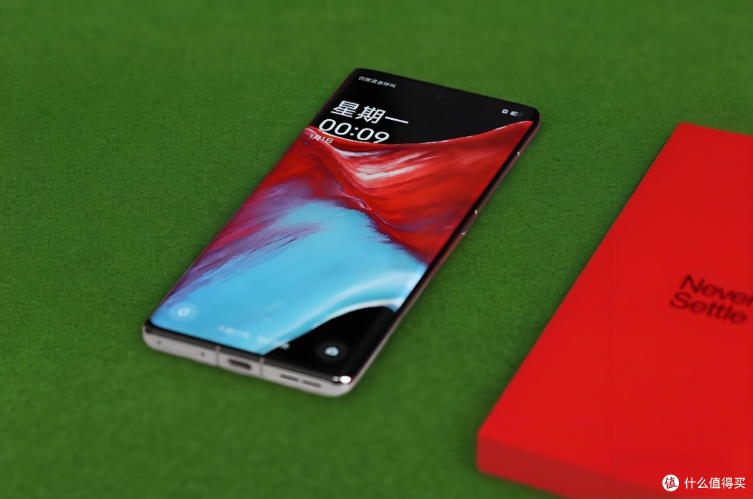 24GB+1TB跌至2885元,骁龙8Gen3+1.5K屏,OPPO这次不讲武德了