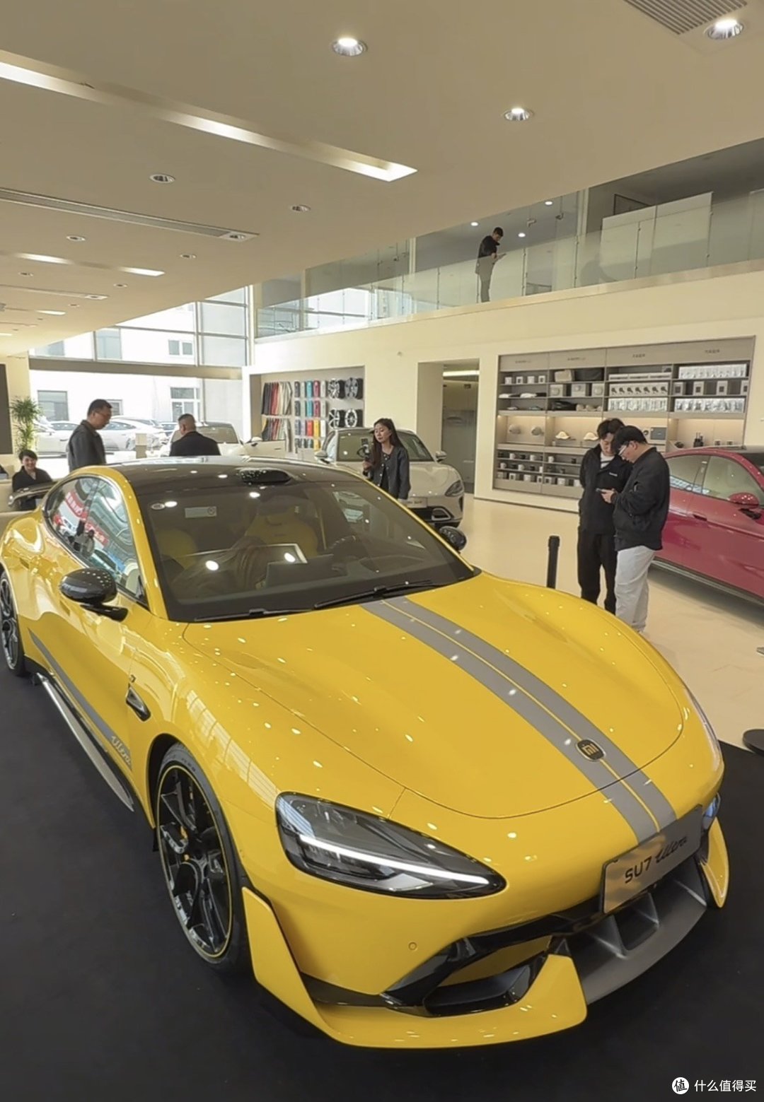 小米SU7 Ultra:以52.99万颠覆“百万豪车”逻辑