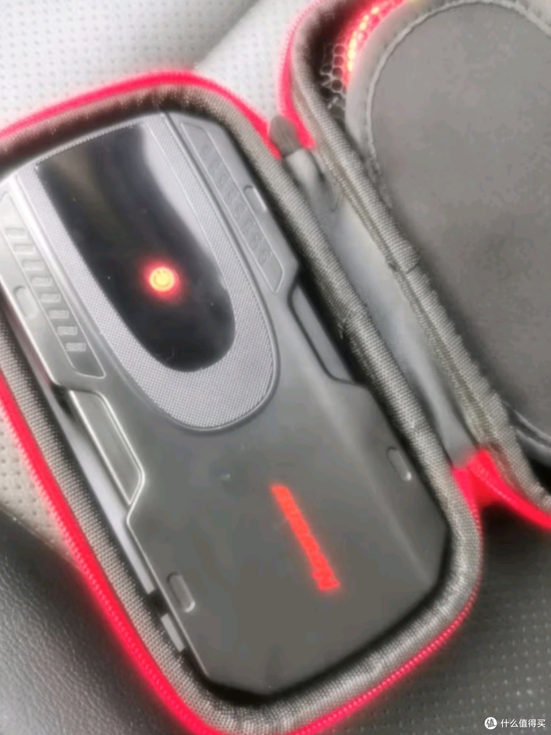 纽曼S400L汽车应急启动电源:旅途中的安心守护者