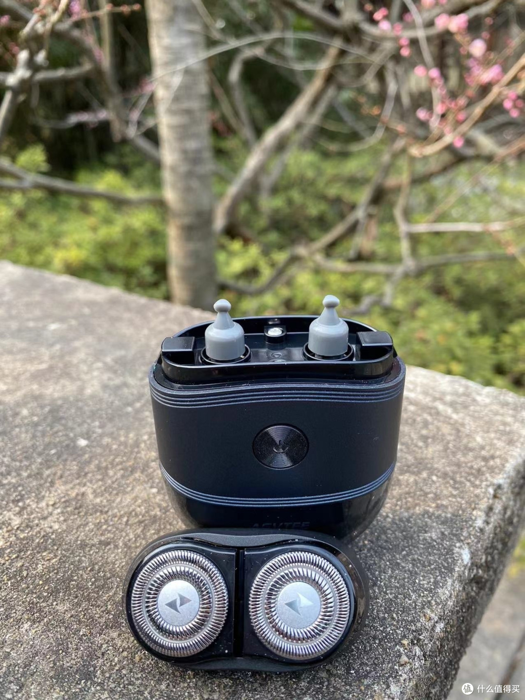 极限剃须技术，净须不留痕，重塑精致生活新标准！未野mini剃须刀