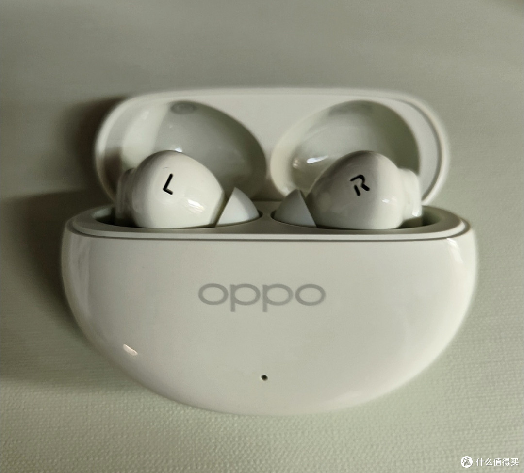 会享受音乐的朋友都会选择OPPO Enco Air4 Pro入耳式无线蓝牙耳机